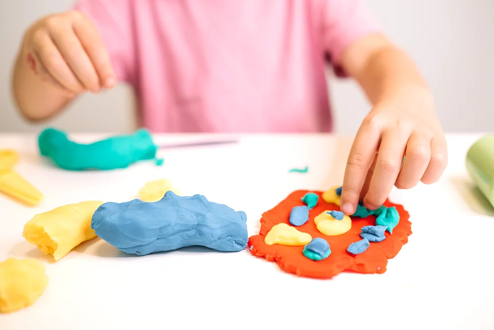 DIY - jak zrobić domową ciastolinę