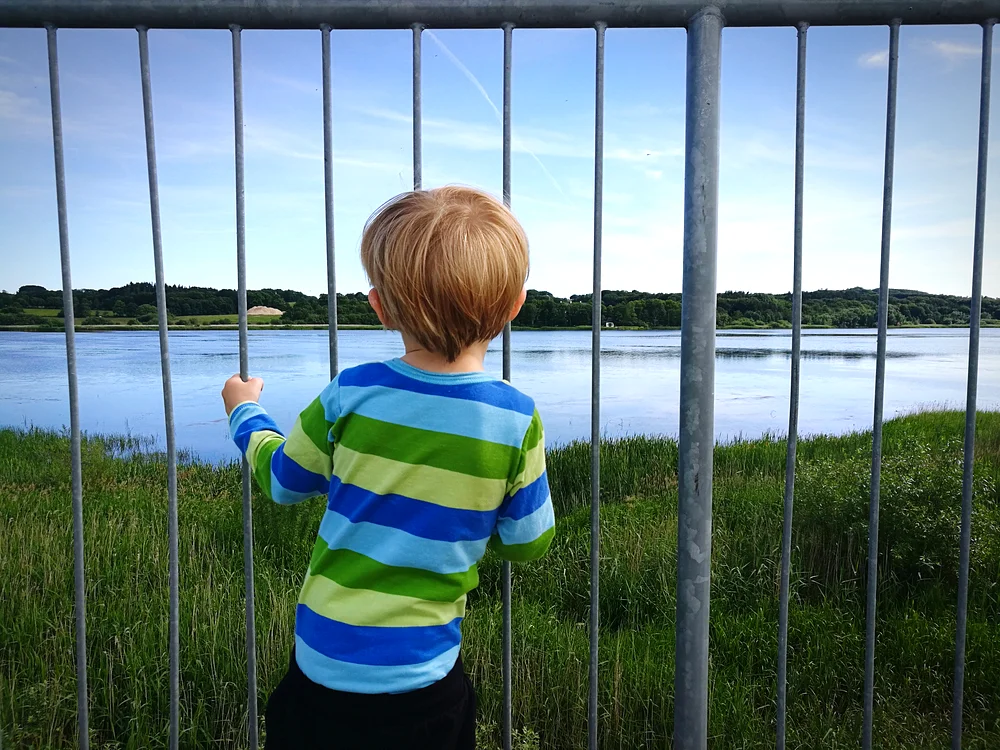Granice w wychowaniu - jak je stawiać z szacunkiem