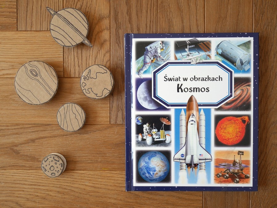 świat w obrazkach kosmos - książki o kosmosie dla dzieci